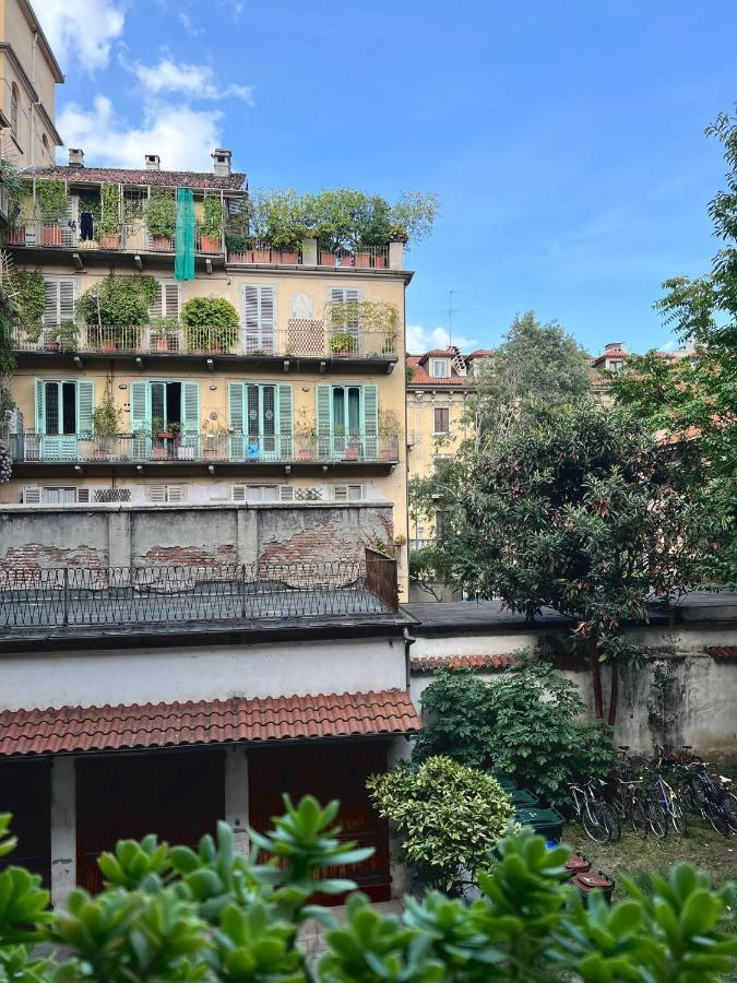 Appartamento Su Cortile Magico Торино Екстериор снимка